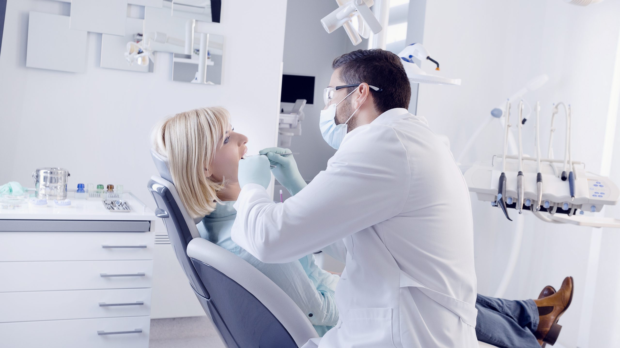 Dentist in Eagle Lake, FL